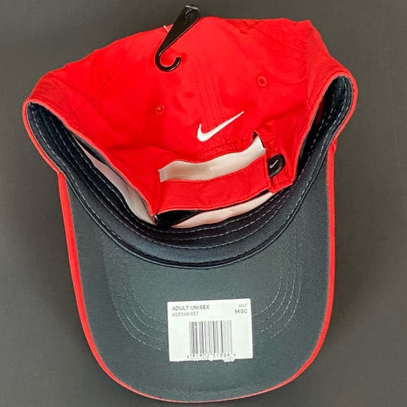 Nike Legacy 91 Red Golf Hat Adult Unisex 1 Size - Picture 4 of 4